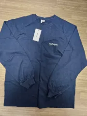 マハグリッド ネイビー 長袖Tシャツのサムネイル