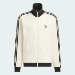 adidasワッフルトラックジャケット - メルカリ