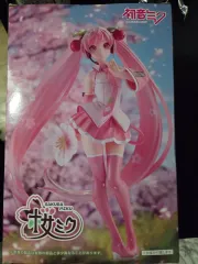 さくら 初音ミク フィギュア 出品