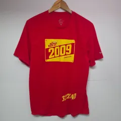 M NIKE Human Race 10K 2009 Tシャツ レッド