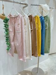 立川限定】リネンルナポケットフリルパンツ ベージュ - メルカリ
