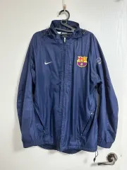 M) メンズ NIKE バルセロナ ウィンドブレーカー (CLIMA-FIT)