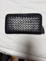 美品 ボッテガヴェネタ マキシイントレチャート ラウンド 長財布