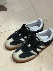 アディダス サンバ ブラック / 白 スニーカー