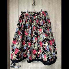 エムズグレイシー✨花柄 エンボス加工 フレアスカート L - メルカリ