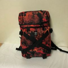adidas バックパック レッド紅葉柄 - メルカリ