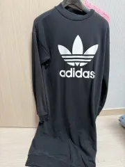 アディダス ブラック トレフォイル スウェット Tシャツ