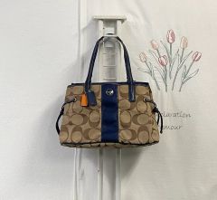 COACH✨コーチ イーヴィー リュック 68563シグネチャー COACH✨コーチ イーヴィー リュック 68563シグネチャー - メルカリ