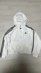 アディダス 3本線 フード ウィンドブレーカー 白