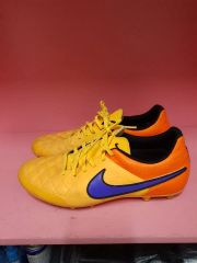 NIKE TIEMPO ACC サッカースパイク イエロー オレンジ NIKE TIEMPO ACC サッカースパイク イエロー オレンジ - メルカリ