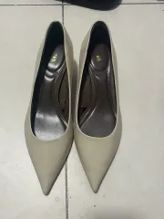 ザラ ZARA ベージュ ヒール 35
