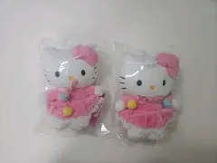 ハローキティ ぬいぐるみ キーホルダー ピンク ドレス 新品