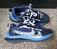 NIKE SACAI ナイキ サカイ ヴェイパーワッフル (230 240)