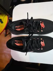 SKECHERS スケッチャーズ Air Cooled Arch Fit ブラック スニーカー