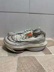 ナイキ アルファフライ２ サイズ 245