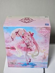 ボカロ 初音ミク×ラスカル2020冬 缶バッジ MEIKO - メルカリ