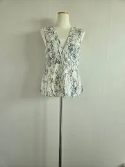 COS レディース ヴィ (V・テヒョン・テテ)ュストに トップスのサムネイル