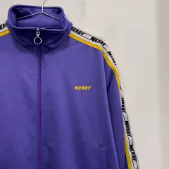 ノルディ シグネチャー トラックライン オーバーサイズ ジップアップ ジャージ