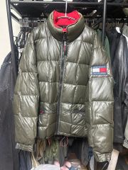 TOMMY JEANS ダウンジャケット Mサイズ オリーブ - メルカリ