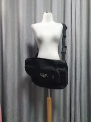 roar ロアー 二丁拳銃 クロスガン ショルダーバッグ サコッシュ PVC
