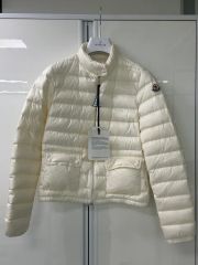 MONCLER ホワイト ダウンジャケット ARISTEO アリステオ - メルカリ