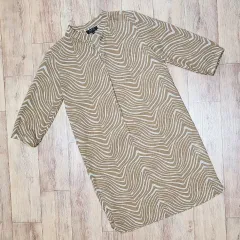 A.P.C. アーペーセー ゼブラONE PIECE 44-55のサムネイル