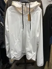 UNDER ARMOUR アンダーアーマー 白 ウィンドブレーカー Lサイズ