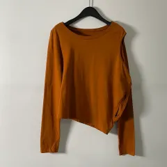 メゾンマルジェラ MM6 アシメントリー スリット ロングスリーブ 長袖Tシャツ (on 734)のサムネイル