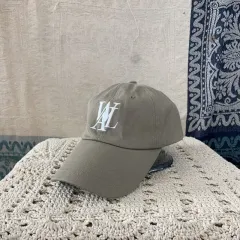 S ウアロン ビックロゴ 刺繍 ベースボールキャップのサムネイル
