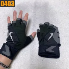 NIKE ナイキ ジム 半手袋のサムネイル