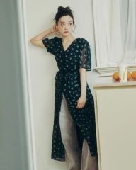 安田美沙子さん着用ヌキテパ コットンドビーストライプフラワー