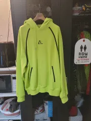 ノルディ NERDY 蛍光色 フーディーのサムネイル