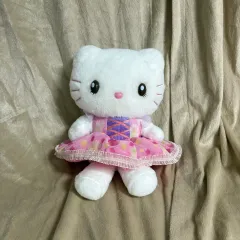 ユニバーサルハローキティぬいぐるみ