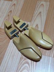 1696 希少 HERMES ウッドシューツリー セリエボタン - メルカリ