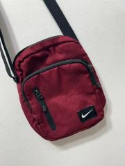 ぱ*ま様 クロスター社 NIKEワンショルダーバッグ グレー×黒 ナイキ