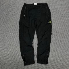 激レア】STONE ISLAND フロントジップナイロンメタルパンツ - メルカリ