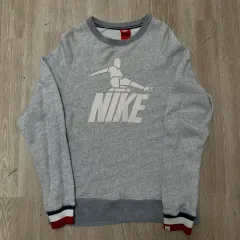 ナイキ NIKE スポーツウェア BIG サッカーロゴ スウェット M(95)