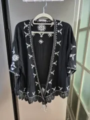 カラー刺繍ショートカーディガン