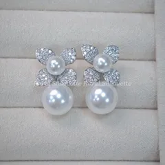 ピアス シルバーカラー ピアス 銀色 花 フラワー 前撮り プリンセス 可愛い コスプレ フェミニン 結婚式 花嫁 二次会 ガーリー パーティー ウェディング お呼ばれ 食事会 ディナー 演奏会