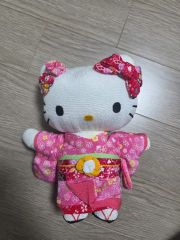 ハローキティ 着物ぬいぐるみ 限定版 - メルカリ
