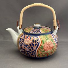 有田焼 青藍窯 金襴手 茶器セット 急須 湯呑み 5客 菊紋 花柄 金彩 和