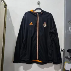 アディダス レアルマドリード ウィンドブレーカー 100