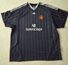 新品同様］バレンシアガ×アディダス サッカー Tシャツ ブラック サイズ