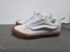 VANS バンズ ニュー スクール 235mm