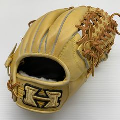 イチロー選手の直筆サイン入り ディスプレイ用のミニチュアグローブ