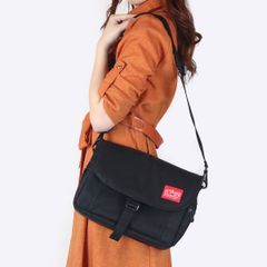 グラニフ イカク 無重力ショルダーバッグ - メルカリ