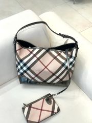 未使用級 希少 BURBERRY メガチェック ワンショルダー 美品 PVC - メルカリ