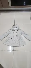 バーバリー 女の子 トレンチコート 3Yのサムネイル