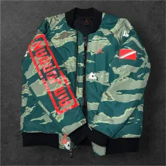 正規品 NIKE エア ジョーダン カモフラージュ ブルゾン ジャケット 219,000円 -> 119,000円