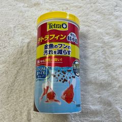 テトラ テトラフィン 金魚のエサ 180g×2缶 - メルカリ